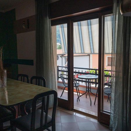 B&B Apartment 1970 เลาริอาอินเฟริออเร ภายนอก รูปภาพ